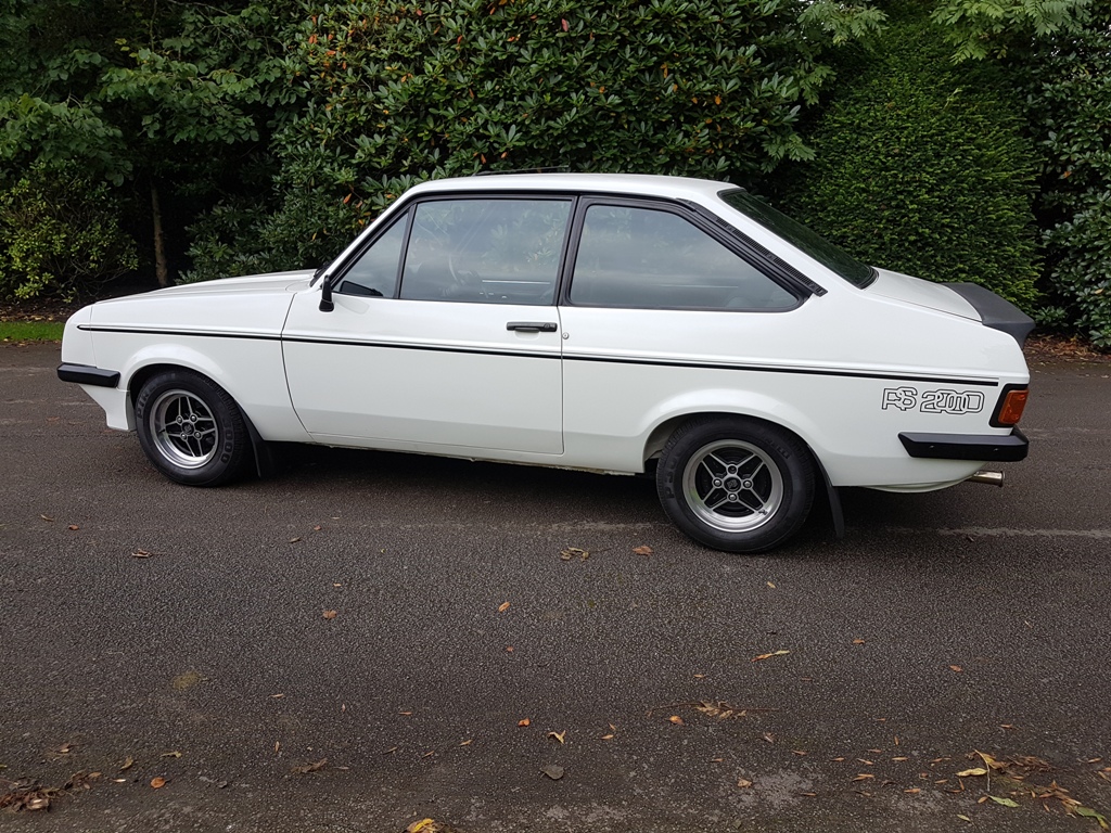 1976 FORD ESCORT MK2 RS2000 - Simmonites