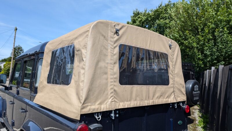 LAND ROVER DEFENDER 110 DOUBLE CAB 3/4 CANOPY TILT